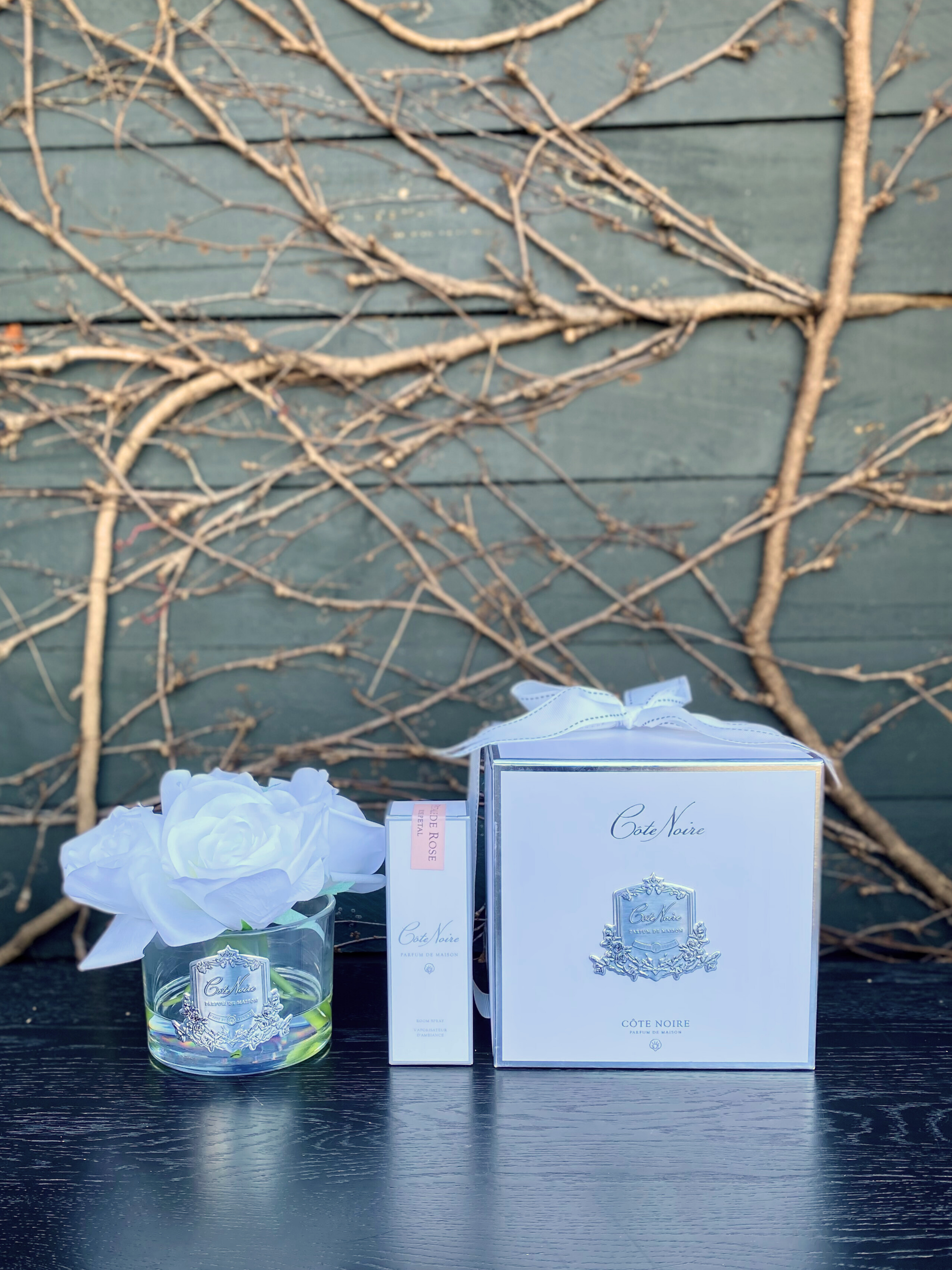 C te Noire Perfumed Natural Touch Five Roses Ivory White