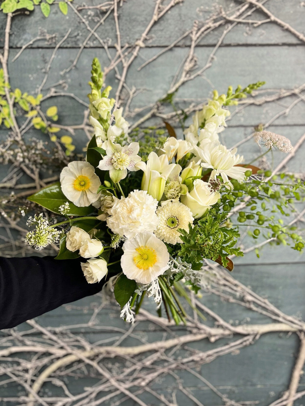 Big White | Get a beautiful White Bouquet delivered to your door 7 days with Auckland Flower Delivery, and get free delivery nationwide over $100. Afterpay available. 