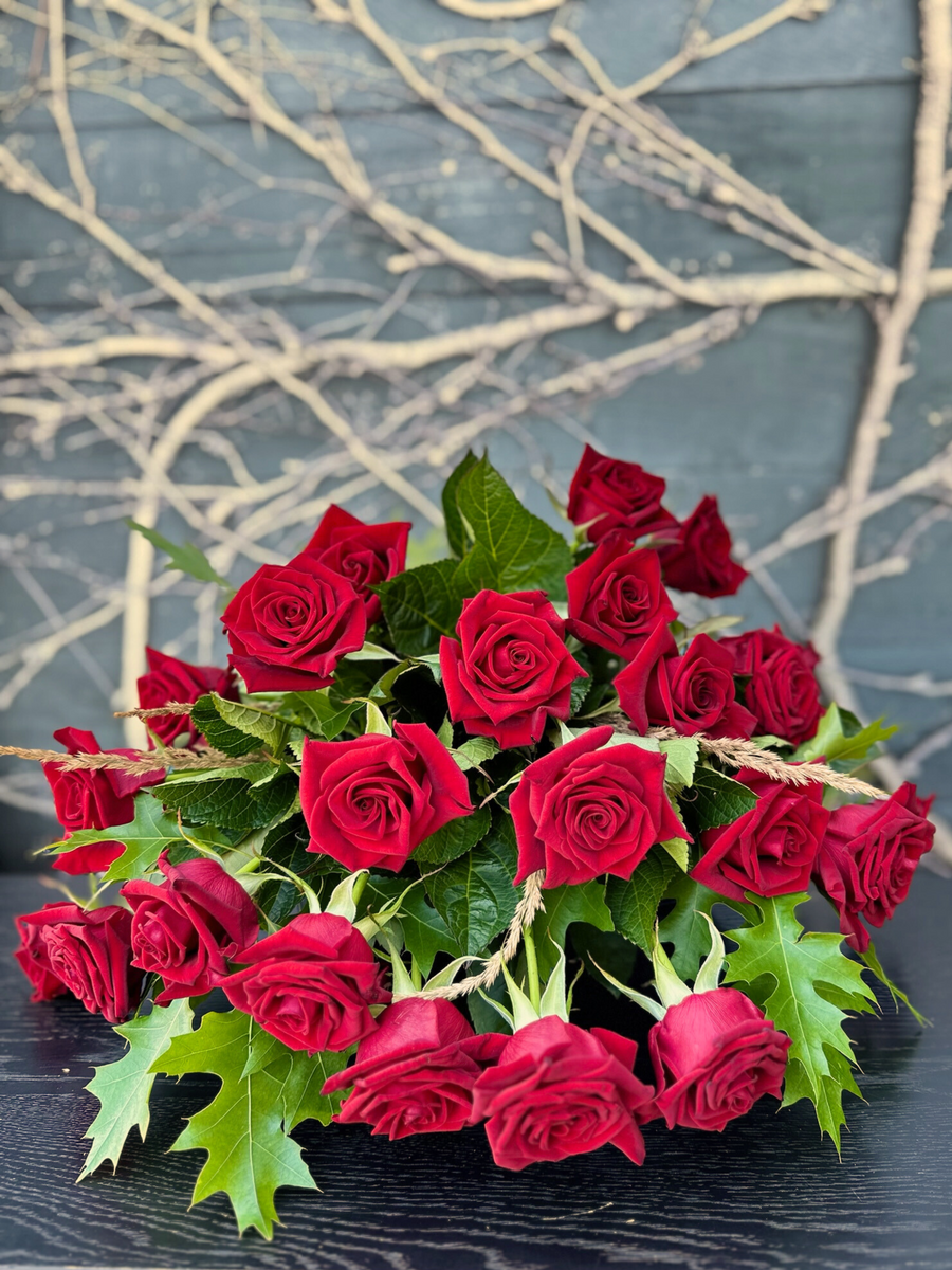 24 Beautiful Roses Bouquet-Local NZ Florist -The Wild Rose | Nationwide delivery, Free for orders over $100 | Flower Delivery Auckland