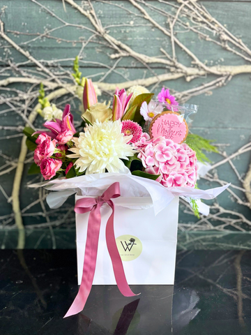 Mother's Day Blush Pink Bag With A Free Cookie-Local NZ Florist -The Wild Rose | Nationwide delivery, Free for orders over $100 | Flower Delivery Auckland