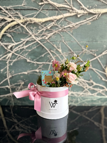 Scented Petals Gift Box-Local NZ Florist -The Wild Rose | Nationwide delivery, Free for orders over $100 | Flower Delivery Auckland