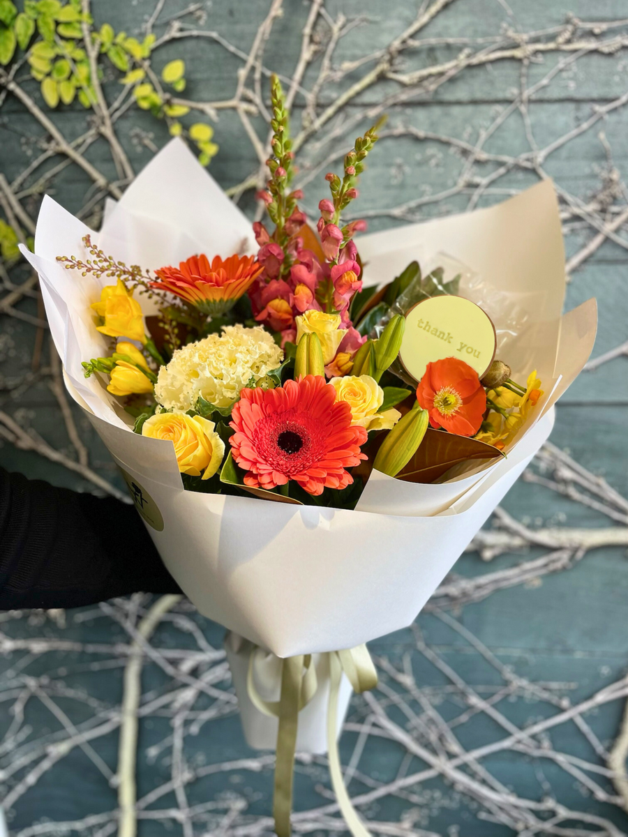 Classic Thank You Bouquet With Free Cookie-Local NZ Florist -The Wild Rose | Nationwide delivery, Free for orders over $100 | Flower Delivery Auckland