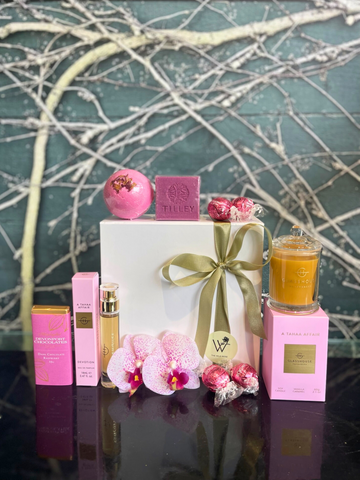 Little Bit Of Love-Local NZ Florist -The Wild Rose | Nationwide delivery, Free for orders over $100 | Flower Delivery Auckland