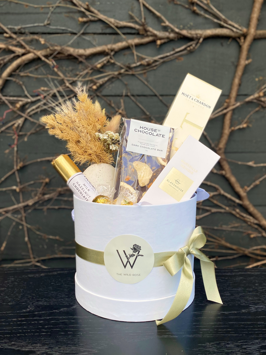 Everlasting Golden Hat Box-Local NZ Florist -The Wild Rose | Nationwide delivery, Free for orders over $100 | Flower Delivery Auckland