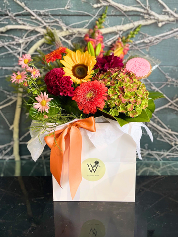 Bright & Beautiful Mother’s Day Bag <br> (Free Cookie)-Local NZ Florist -The Wild Rose | Nationwide delivery, Free for orders over $100 | Flower Delivery Auckland