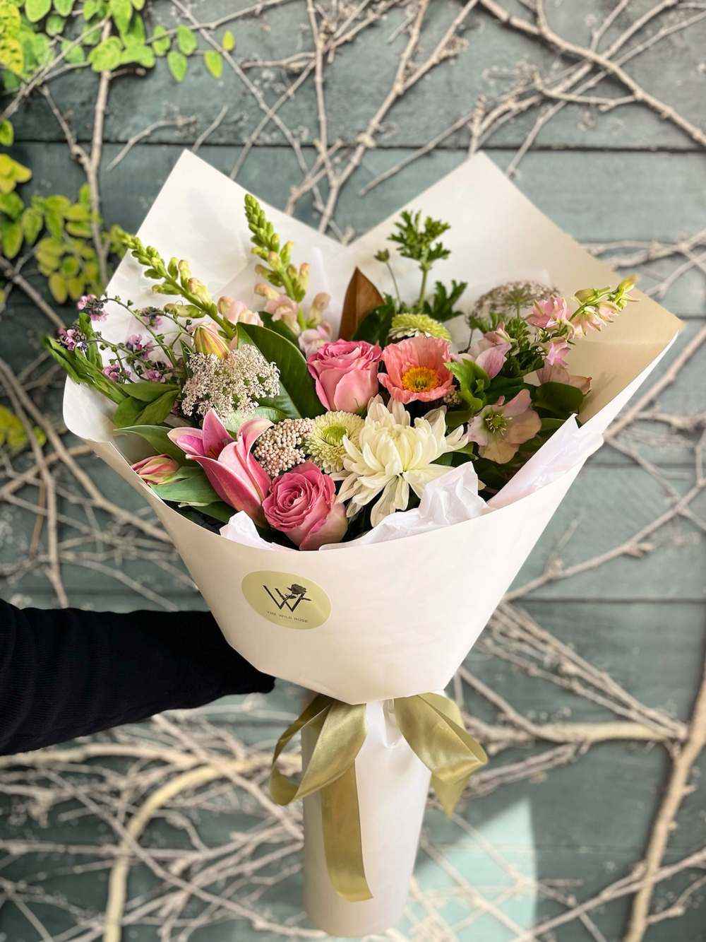 Pretty and Pastel | Fresh and seasonal flowers pastel flowers that will impress any recipient! Send this gorgeous flower bouquet for delivery across Auckland. 