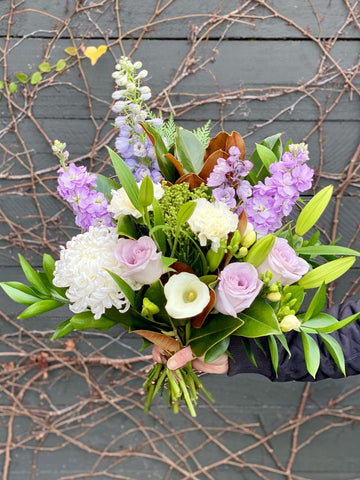 Mauve Pretties-Local NZ Florist -The Wild Rose | Nationwide delivery, Free for orders over $100 | Flower Delivery Auckland